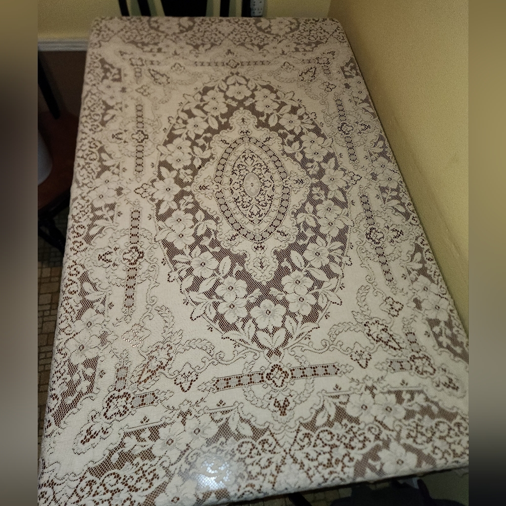 Vintage Ivory Lace Tablecloth by Quaker
